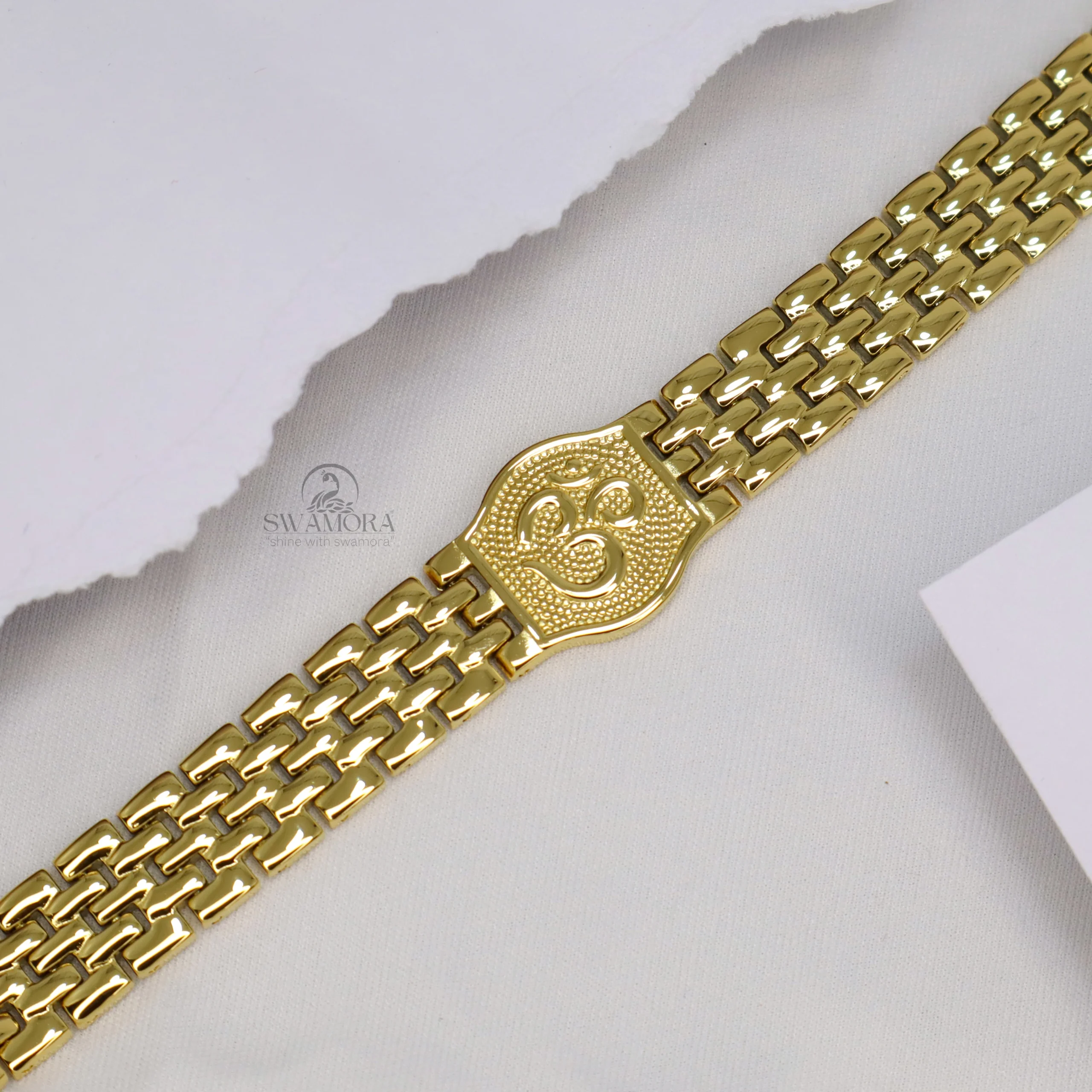 Premium Gold Plated Classic Bracelet with Om Pendant