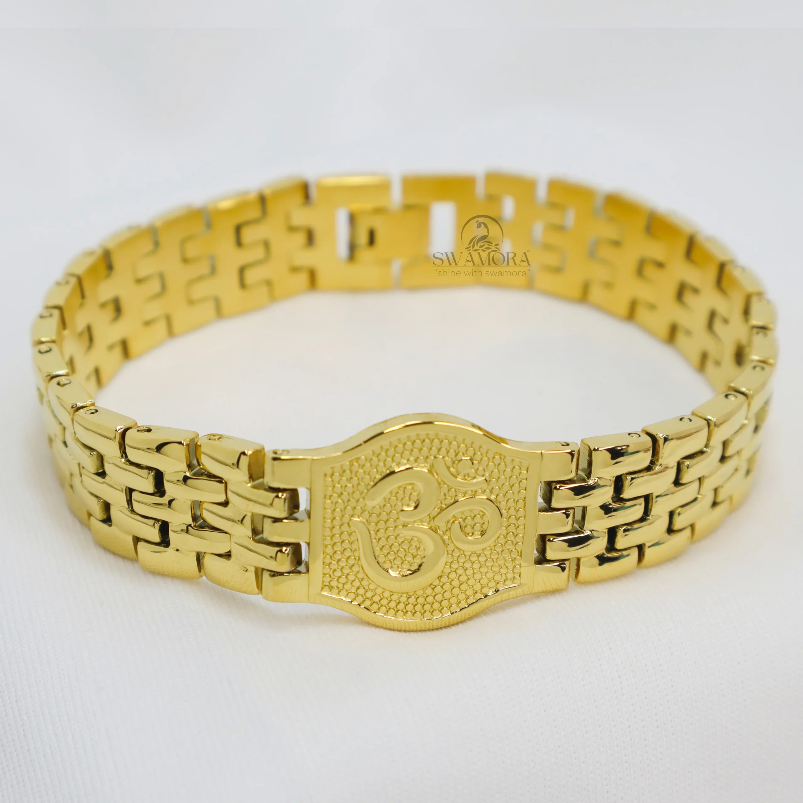 Premium Gold Plated Classic Bracelet with Om Pendant