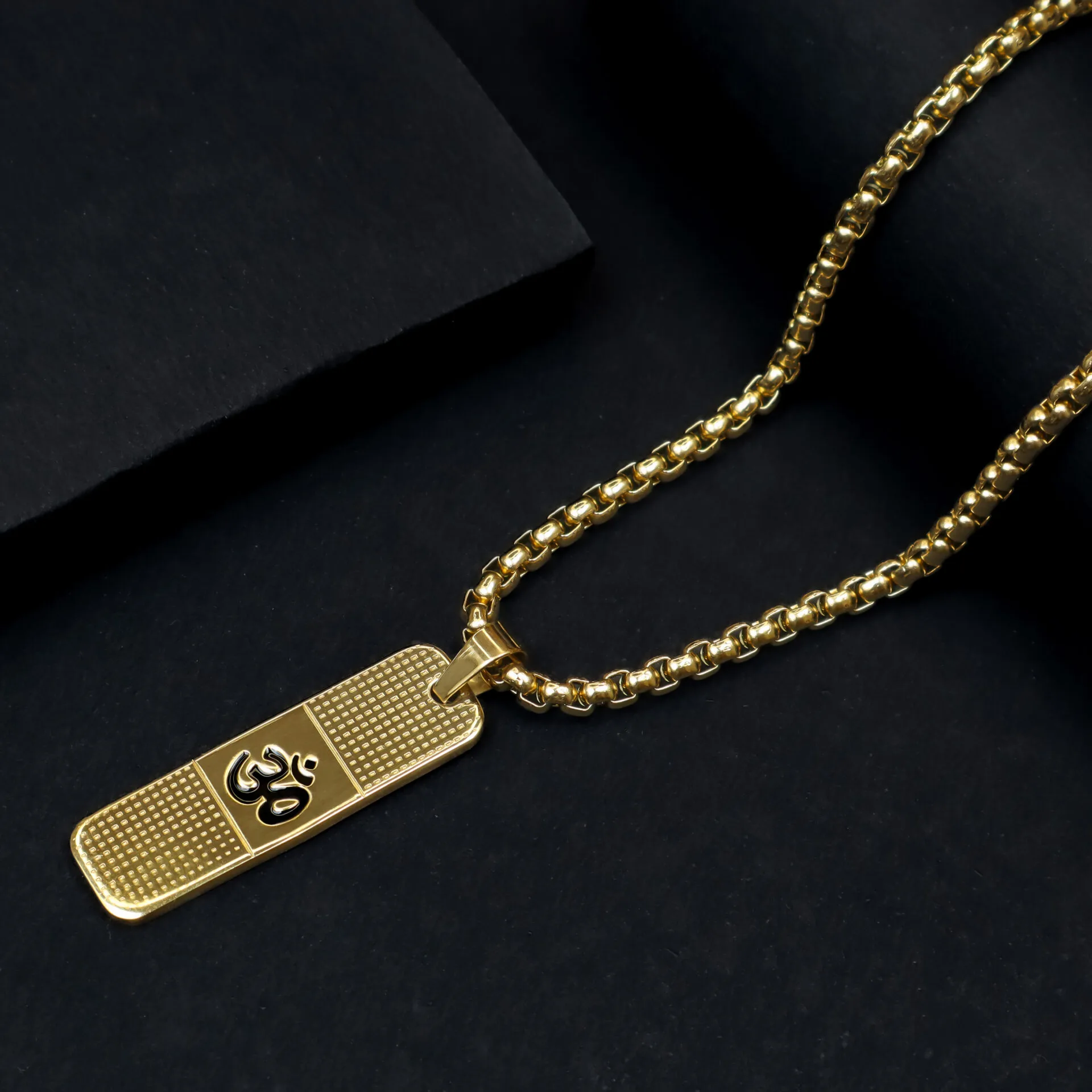 Om Pendant Dotted Design Gold Chain For Men (24 Inch)